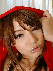 Tina Yuzuki hot mode