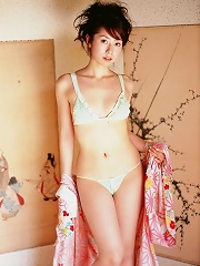 Momoko Tani petite Japanese model in various bikinis